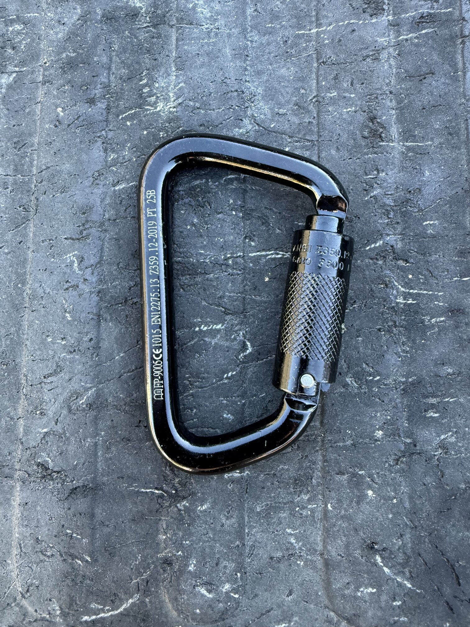 Fusion Tacoma Triple Lock Steel Carabiner